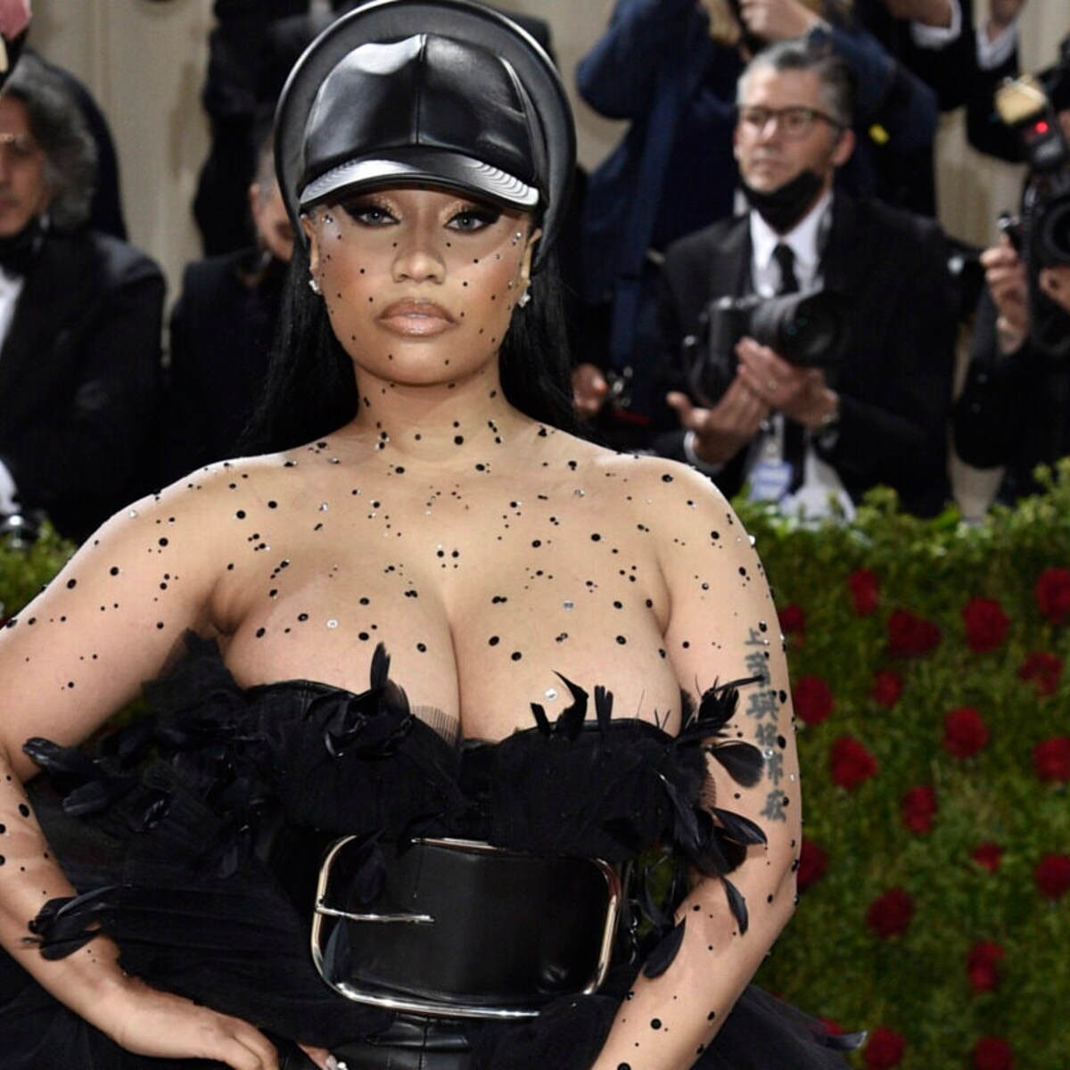 Nicki Minaj falsche Brust