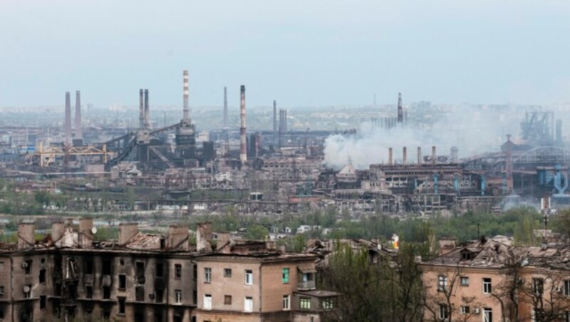 Die Ukraine befürchtet einen letzten Vernichtungschlag Putins gegen das Bollwerk in Mariupol. (Bild: AP)