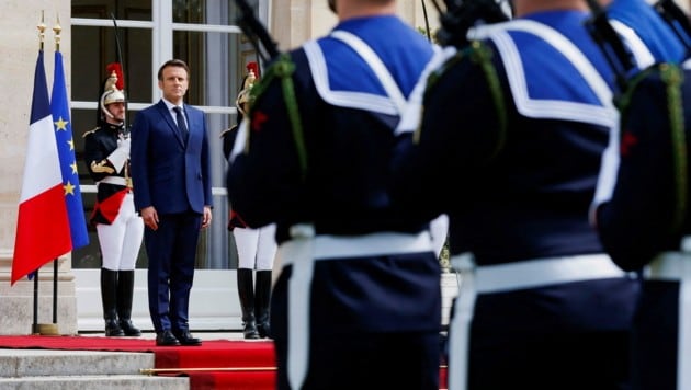 Emmanuel Macron bei seiner Angelobung (Bild: AP)