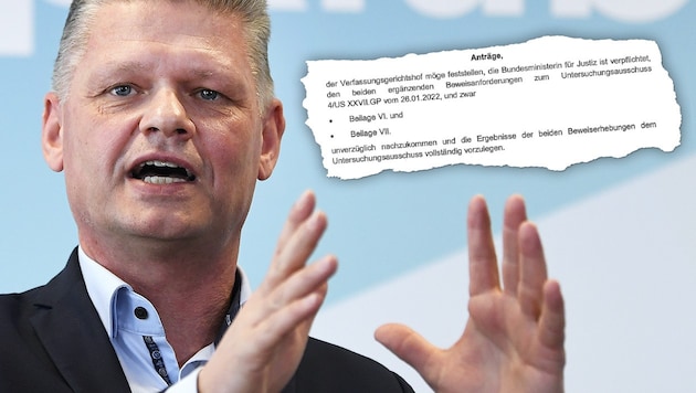 ÖVP-Fraktionsführer Andreas Hanger: „Es ist verwunderlich, dass nun vom Zadić-Ministerium erneut ausgerechnet den ÖVP-Forderungen nach Chat-Lieferungen nicht nachgekommen wird.“ (Bild: APA/ROBERT JAEGER, zVg, Krone KREATIV)