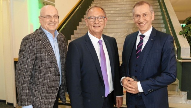 Los líderes del AK, Josef Pesserl y Wolfgang Bartosch, con el director gerente de ÖVP Styria, Detlev Eisel-Eiselsberg (Imagen: Christian Jauschowetz)
