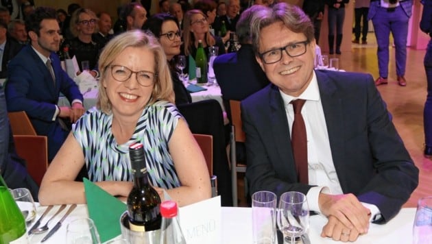 Ministros de Estiria: Leonore Gewessler y Martin Polaschek (Imagen: Christian Jauschowetz)