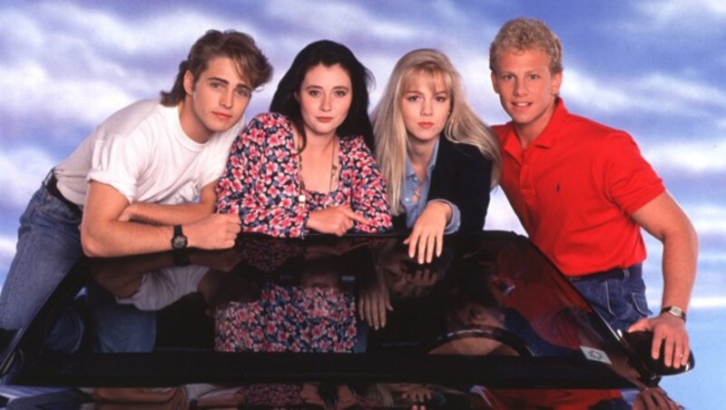 Die „Beverly Hills, 90210“-Stars Jason Priestley, Shannen Doherty, Jennie Garth und Ian Ziering (Bild: mptv / picturedesk.com)