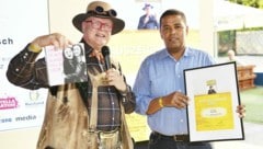 Bierpapst Conrad Seidl (li.) mit Munir Hamrouni, Das Fritz - Bierlokal des Jahres im Burgenland. (Bild: Medianet Verlag/APA-Fotoservice/Hörmandinger)