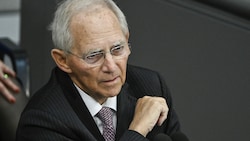 Der frühere deutsche Bundestagspräsident Wolfgang Schäuble ist am Dienstag gestorben. (Bild: AFP/John MacDougall)