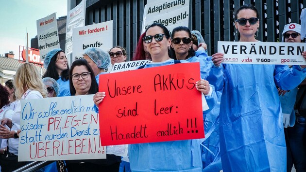 Pflegereform hin oder her, der Druck von den Beschäftigten bleibt – wie hier am Donnerstag im Linzer Volksgarten. (Bild: Einöder Horst)