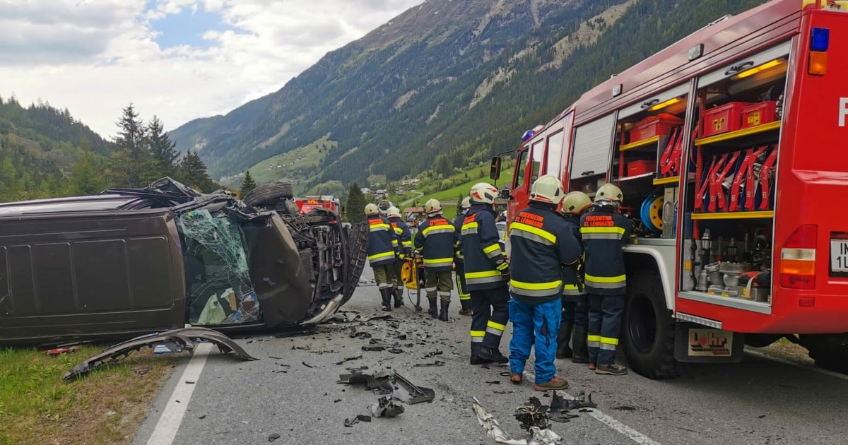 Zwei Helis Im Einsatz - Zwei Verletzte Nach Frontalzusammenstoß In ...