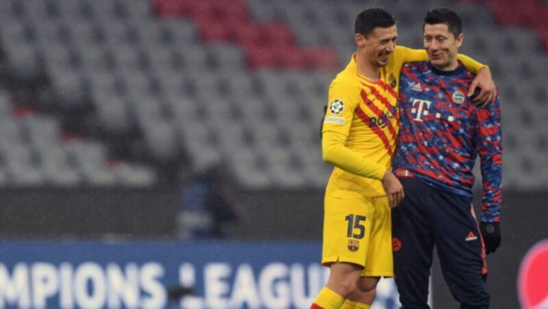 Lenglet (l.), Lewandowski (r.) (Bild: AFP or licensors)