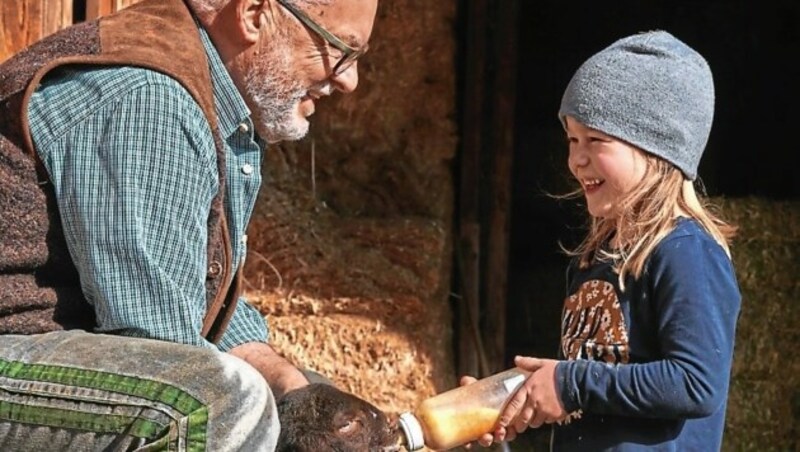 Josef Schett mit Enkelin Sophia (Bild: Schett)