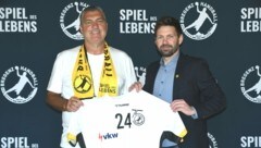 Bregenz-Coach Michael Roth und Geschäftsführer Björn Tyrner bei der Vorstellung des Übungsleiters. (Bild: Rainer Ibele)