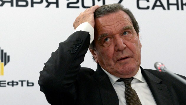 Der frühere deutsche Bundeskanzler und SPD-Parteivorsitzende Gerhard Schröder ist nicht zum Bundesparteitag im Dezember eingeladen. (Bild: AFP)