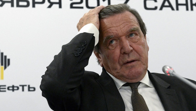 Der frühere deutsche Bundeskanzler und SPD-Parteivorsitzende Gerhard Schröder ist nicht zum Bundesparteitag im Dezember eingeladen. (Bild: AFP)