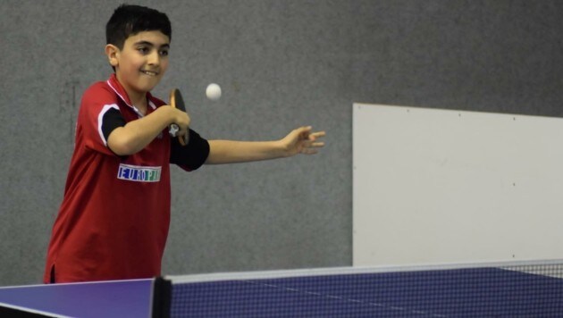 Husein (13) gilt als großes Tischtennis-Talent (Bild: zVg)
