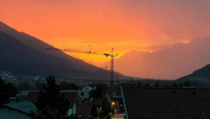 Eigenartige Stimmung, bevor Blitz und Donner folgten. (Bild: zeitungsfoto.at)