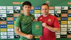 Enes Tepecik und Steffen Hofmann (Bild: SK Rapid Wien)