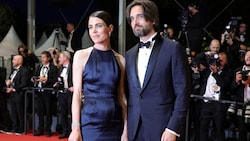 Charlotte Casiraghi kam mit ihrem Ehemann Dimitri Rassam nach Cannes. (Bild: AFP)