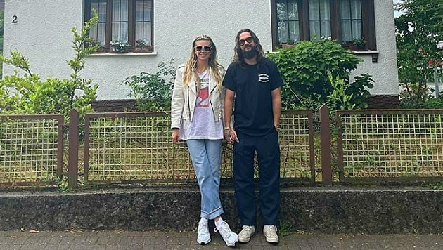 Heidi Klum macht mit ihrem Mann Tom Kaulitz einen Ausflug zum Haus ihrer Kindheit. (Bild: www.instagram.com/heidiklum)