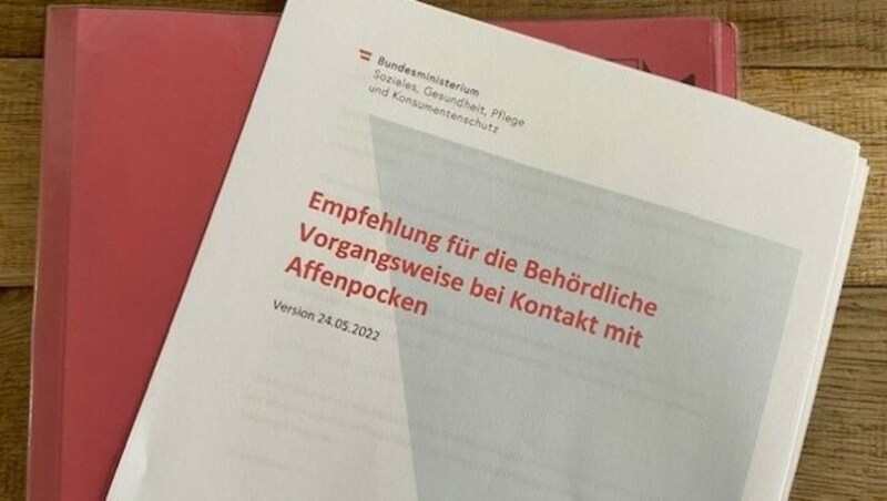 Auf 5 Seiten regelt das Gesundheitsministerium den Umgang mit Kontaktpersonen bei Affenpocken. (Bild: zVg)