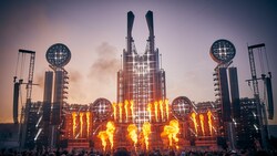 Die eindrucksvolle Bühne für die Rammstein Konzerte in Klagenfurt. (Bild: Jens Koch)