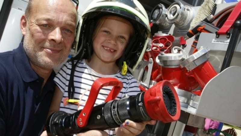 Die Berufsfeuerwehr lässt hinter die Kulissen blicken. (Bild: Rojsek-Wiedergut Uta)