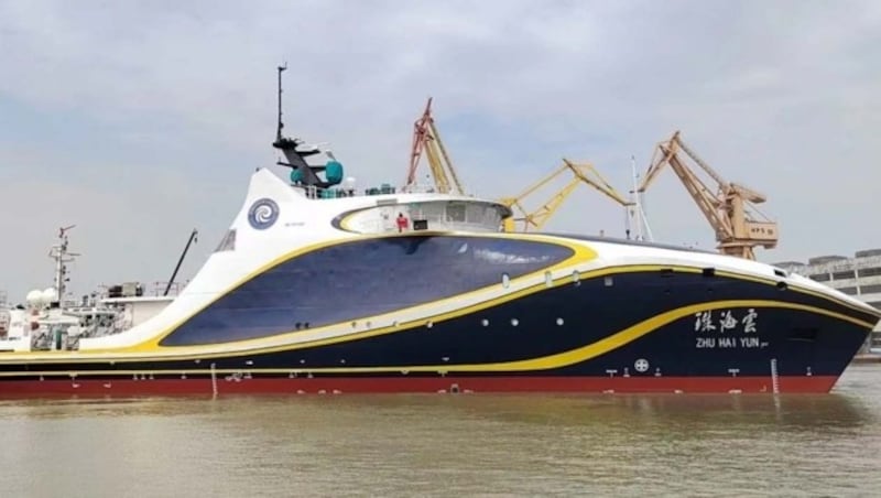 Die Zhu Hai Yun ist ein 88 Meter langer autonomer Drohnenträger für die Meeresüberwachung. (Bild: Southern Marine Science and Engineering Guangdong Laboratory)