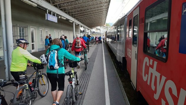 Bald können Radfahrer ganz einfach mit dem Zug von Villach nach Hermagor fahren und dort weiterradeln. (Bild: ÖBB)