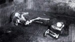 Aus den sterblichen Überresten von zwei Verstorbenen aus dem sogenannten „Casa del fabbro“ (das Foto stammt aus dem Jahr 1934) konnten Forscher erstmals das Erbgut eines Pompeji-Opfers entschlüsseln. (Bild: Notizie degli Scavi Di Antichita (gemeinfrei))