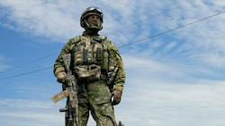 „Die Säuberung des Territoriums durch das Verteidigungsministerium und andere Sicherheitsstrukturen wird fortgesetzt“, teilte der Belgoroder Gouverneur Wjatscheslaw Gladkow mit. (Bild: The Associated Press)