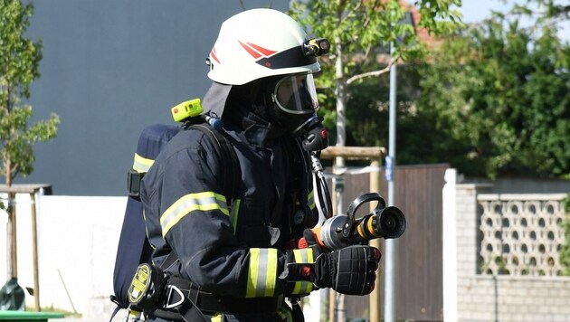 Die Feuerwehr konnte Schlimmeres verhindern (Symbolbild). (Bild: P. Huber)