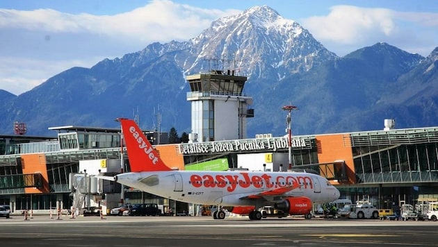 Der Flughafen in Brnik bei Laibach: Für heuer werden 880.000 Fluggäste erwartet, in den ersten vier Monaten des Jahres waren es bereits 198.000. In Klagenfurt waren es nur etwa 6000. (Bild: zVg)