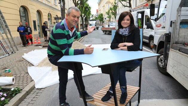 Die Stadträte M. Habenicht & Corinna Smrecnik beleben die Stadt (Bild: Rojsek-Wiedergut Uta)