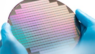 China will künftig offenbar verstärkt auf inländische Hard- und Software setzen. (Bild: naka - stock.adobe.com)