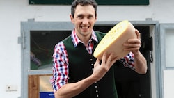 Vinzenz Stern ist für seinen ausgezeichneten Käse bekannt. (Bild: Christian Jauschowetz)