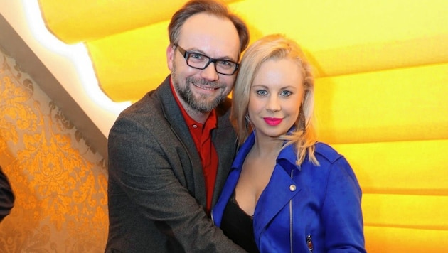 Kabarettist Thomas Stipsits und Ehefrau Katharina Straßer (Bild: Starpix/ Alexander TUMA)