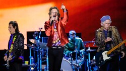 Mick Jagger gibt die Marschrichtung für Band und Fans vor. (Bild: Associated Press)