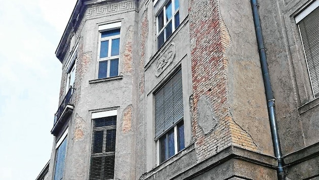 Die Klinik Hietzing hat beinahe 100 Jahre auf dem Buckel, die Fassade bröckelt bereits, eine Renovierung ist längst überfällig. (Bild: ÖVP Wien)