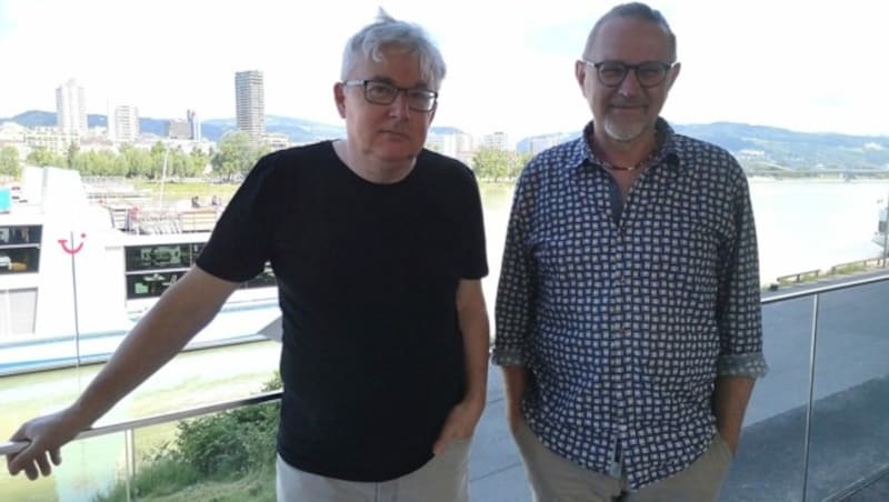 Rudolf Habringer (l.) und Joachim Rathke schrieben „Monks“. (Bild: Jasmin Gaderer)