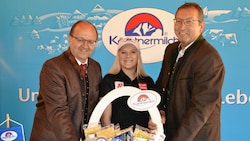 Helmut und Albert Petschar zogen Bilanz und verlängerten das Sponsoring mit Kathi Truppe (Bild: Fister Katrin)
