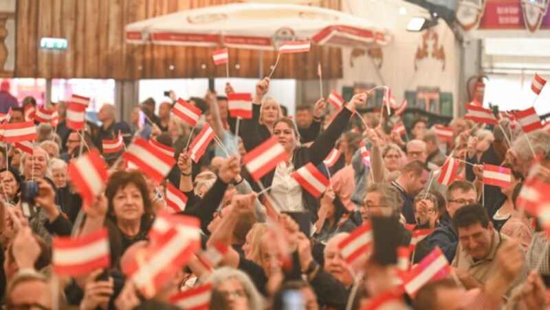 Vor allem FPÖ-Wähler haben laut Umfragen Angst, ihre Meinung laut zu sagen. (Bild: Markus Wenzel)