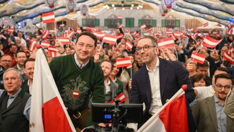 1. Mai-Veranstaltung der FPÖ Oberösterreich am Urfahranermarkt mit Manfred Haimbuchner und Herbert Kickl (Bild: Markus Wenzel)