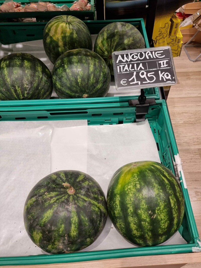 Trotz Verbot gibt es Wassermelonen zu kaufen. (Bild: zVg)