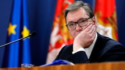 Präsident Vucic sprach von enormem Druck, der auf sein Land wegen des geplanten Lawrow-Besuchs ausgeübt worden sei. (Bild: AP)