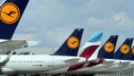 Lufthansa und Eurowings streichen Hunderte Flüge für Juli. (Bild: AFP/Christof Stache)