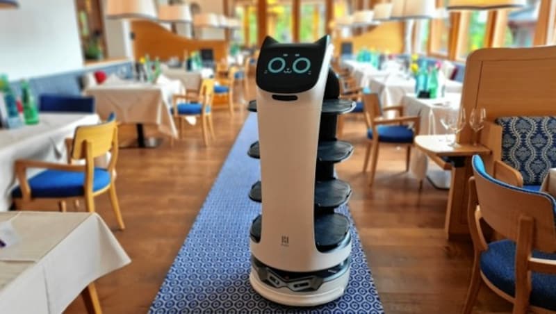 Serviceroboter „BellaBot“ im Hotel Hochschober auf der Turracher Höhe (Bild: Hochschober)