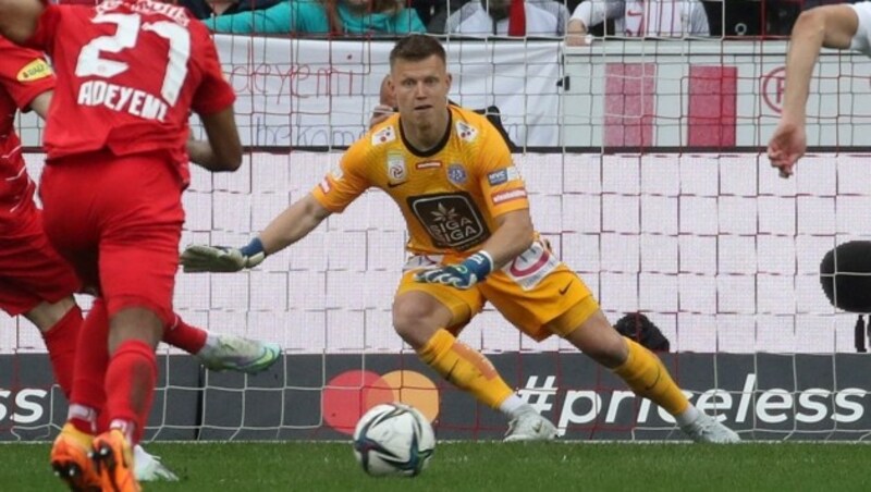 Patrick Pentz wurde zuletzt zweimal in Folge zum besten Torhüter der Bundesliga gewählt. (Bild: Tröster Andreas)