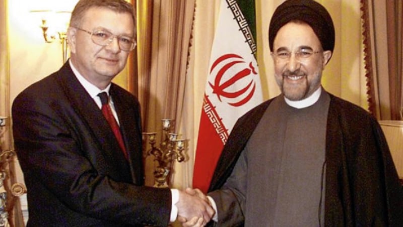 Irans Präsident Mohammad Khatami und sein Interviewer aus Wien (Bild: zVg)