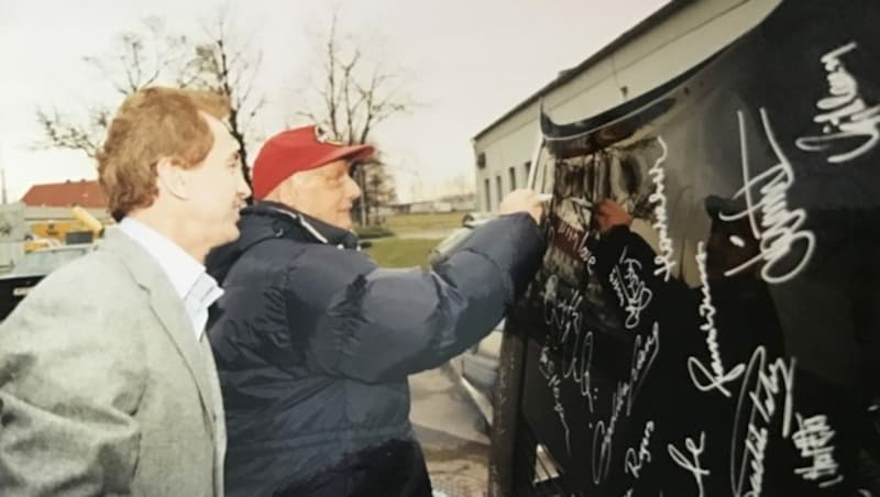 Heribert Kaspar mit dem dreifachen Formel-1-Weltmeister Niki Lauda (Bild: zVg)