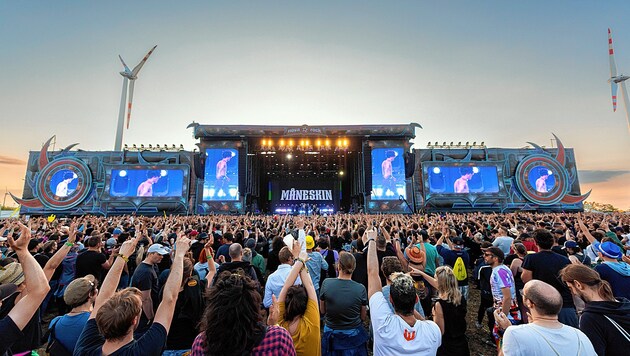 Feiernde Massen, Partystimmung, Rock: das Nova Rock begeistert 225.000 Musikfans. (Bild: Andreas Graf)