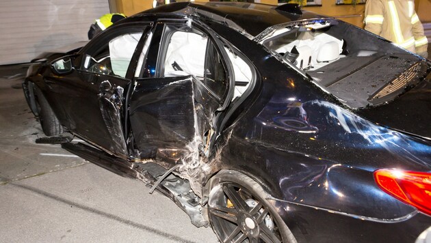 Der Zürcher BMW wurde bei dem Unfall komplett zerstört. (Bild: Mathis Fotografie)