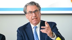 Stefan Pierer wurde am Montag für drei Jahre zum Präsidenten der Industriellenvereinigung Oberösterreich gewählt. (Bild: Alexander Schwarzl)